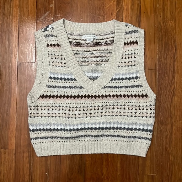 American Eagle Outfitters Sweaters - American eagle sweater vest